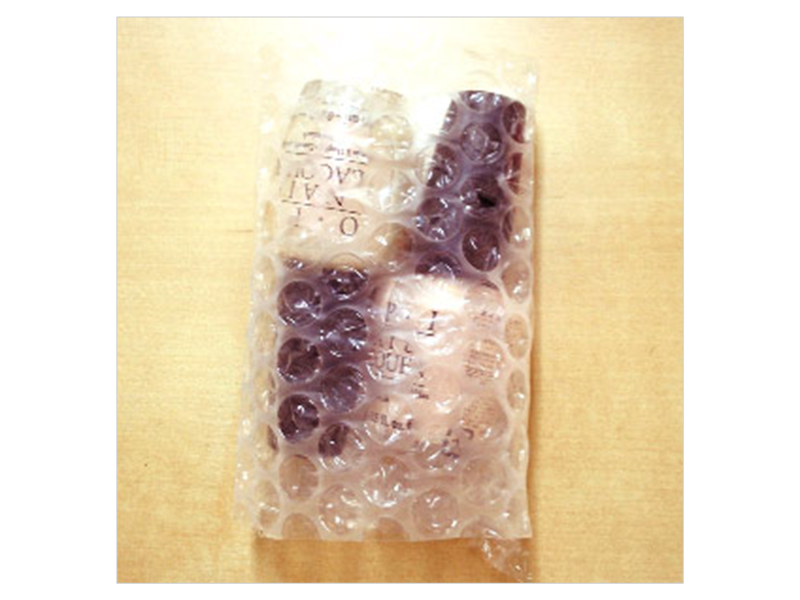 商品を梱包する_ネイル_１.png